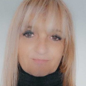 Corinne CAMPOS